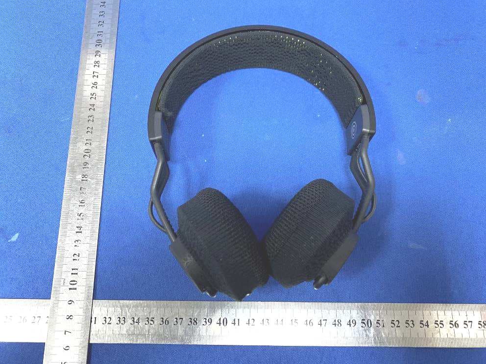 HEADPHONES - FCC ID 2AAGF-RPT02 - Zound Industries International AB (2)