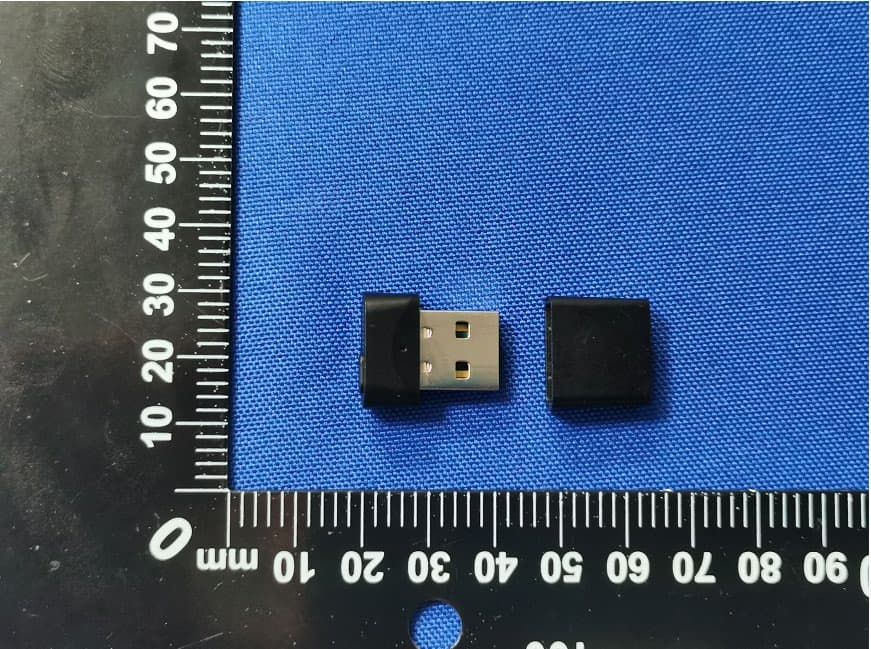 Audio Transmitter - FCC ID 2AAGF-ZONGLE - Zound Industries International AB (2)