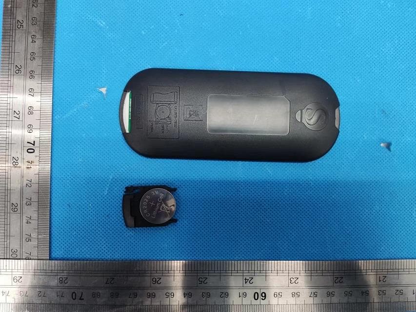 Music Control LED Remote - FCC ID 2AAHD-2PT4G-24 - Whalen LLC dba Whalen Furniture Manufacturing
