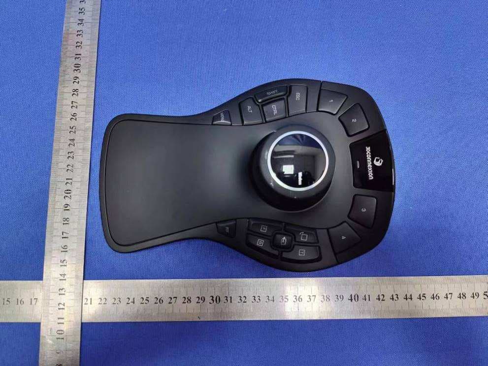 SpaceMouse Pro Wireless - FCC ID 2AAHQ-SMPWBT - 3Dconnexion
