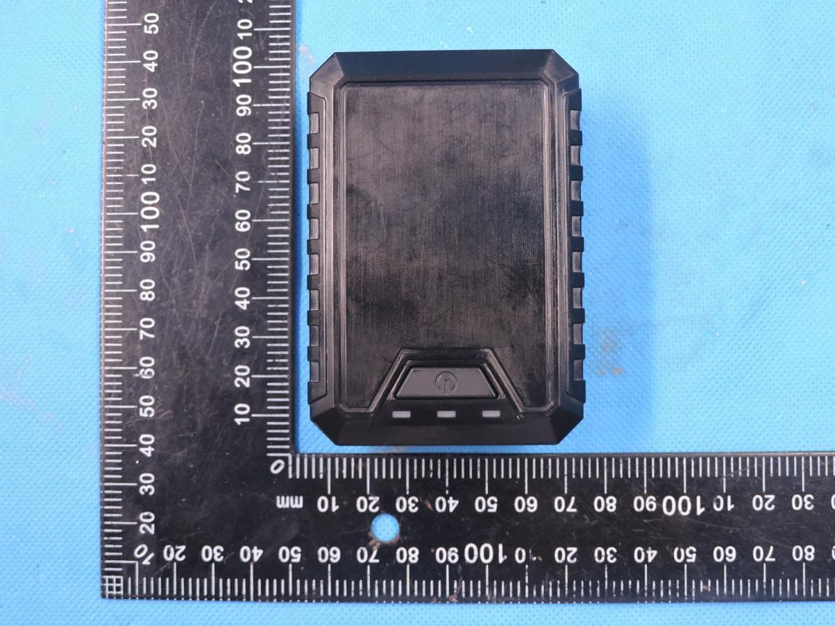 GPS Tracker - FCC ID 2AAI6-TRKM110-T - Trackimo INC. (2)