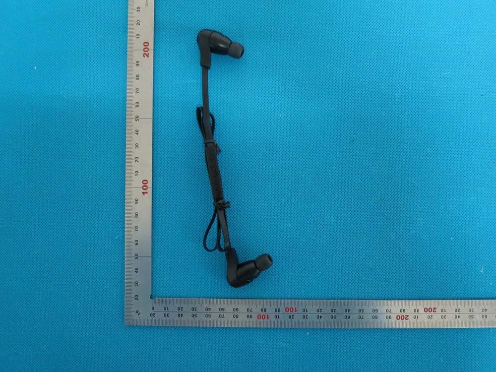Bluetooth headset - FCC ID 2AAIH-MS04 - ZHICHENG LIMITED (2)