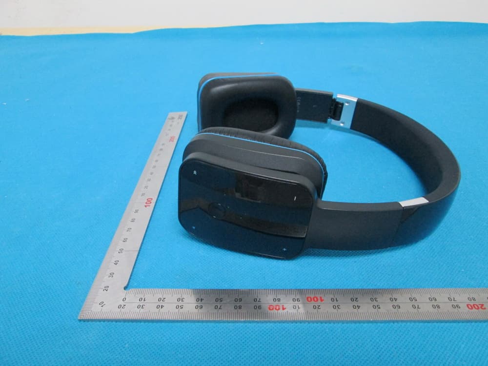 Bluetooth Headset - FCC ID 2AAIH02 - ZHICHENG LIMITED (3)