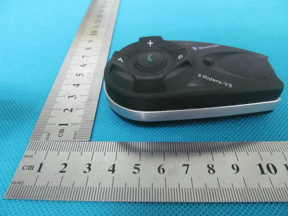 Bluetooth Interphone - FCC ID 2AAJ4-V5 - Shenzhen xinlangrui electronic co.,ltd (5)