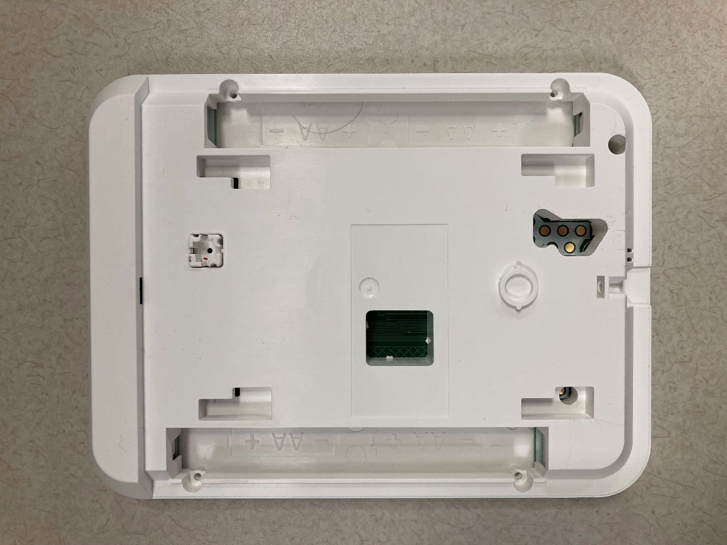 PowerG Wirefree Keypad with prox - FCC ID 2AAJXQS-IQKP - Qolsys, Inc.