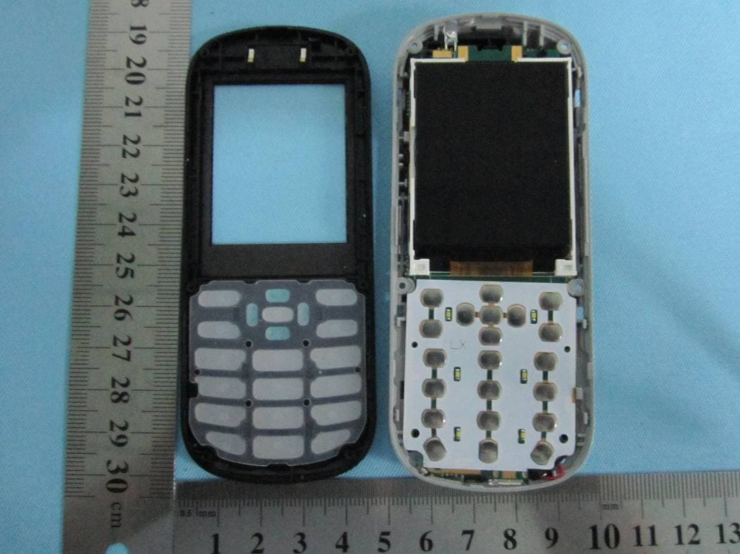 GSM Mobile Phone - FCC ID 2AAK9FORMEE201 - FORME COMMUNICATIONS TECHNOLOGY LIMITED (5)