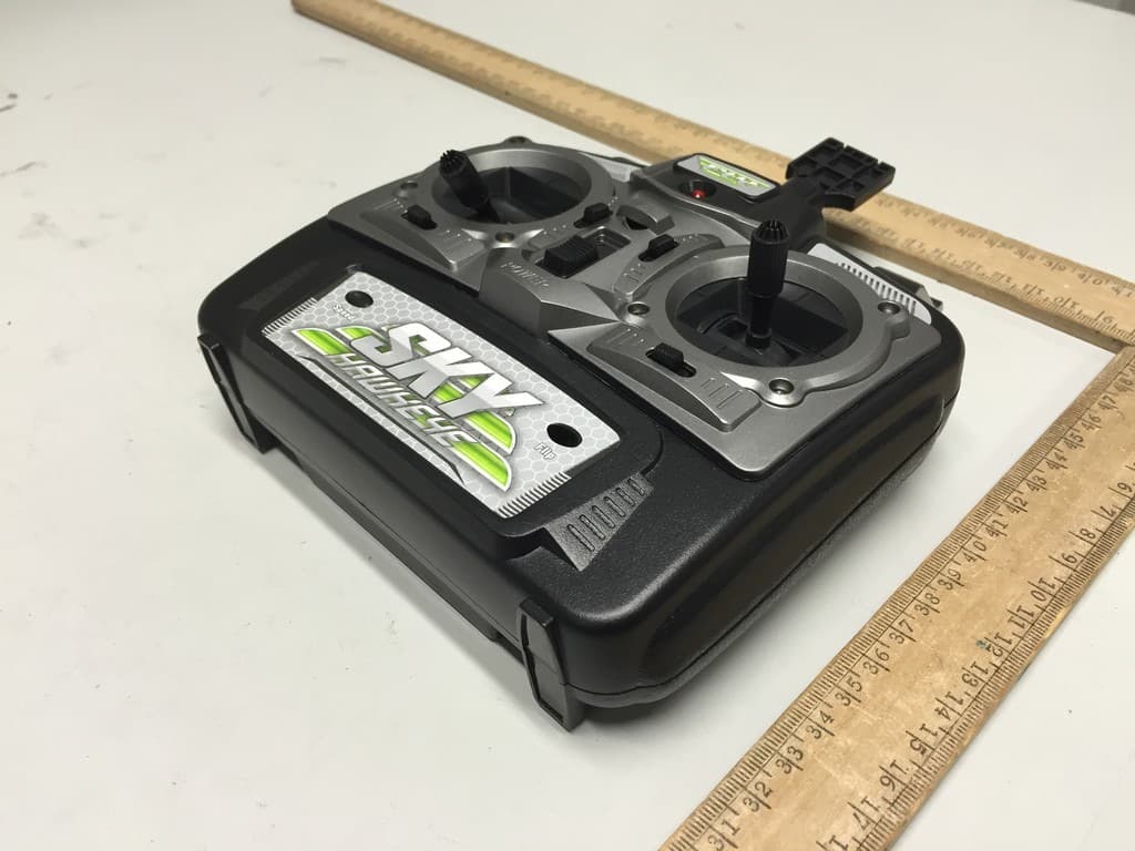 Radio Control Toy Transmitter (2.4GHz) - FCC ID 2AALA1315-1314-1326 - Shantou City Hengdi Industry Co., Ltd (2)