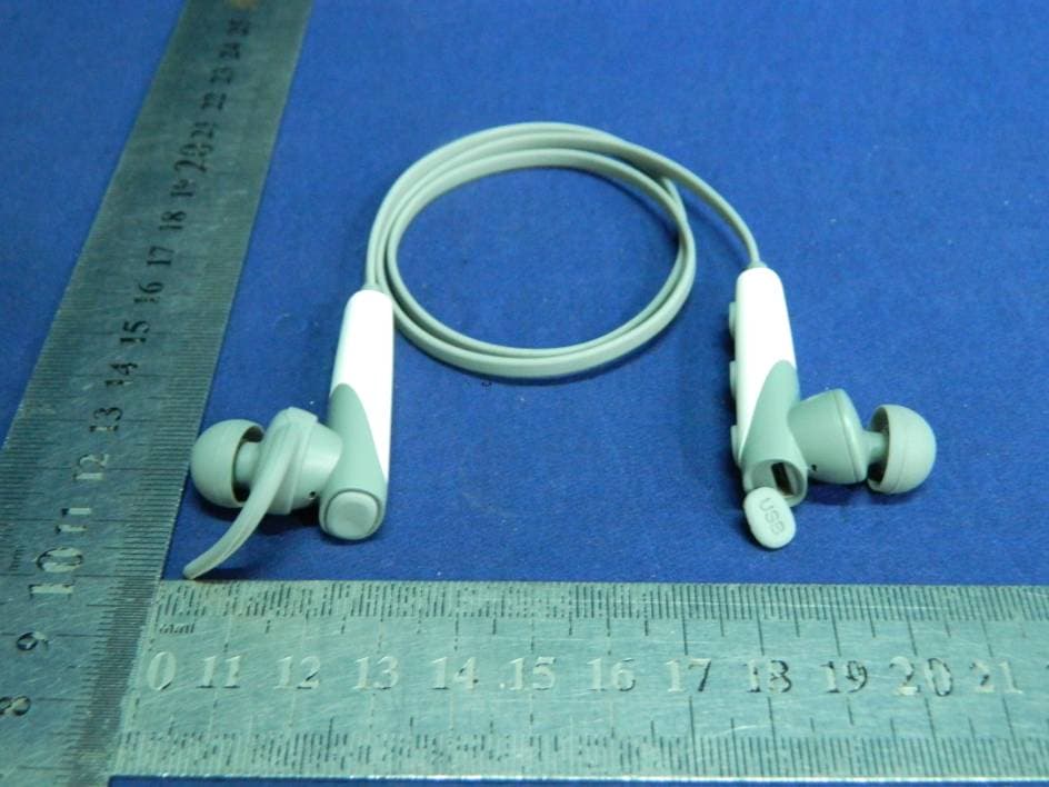 Bluetooth Headphone - FCC ID 2AALP-C1 - Shenzhen XSOUND Innovation Technologies Co., Ltd. (5)
