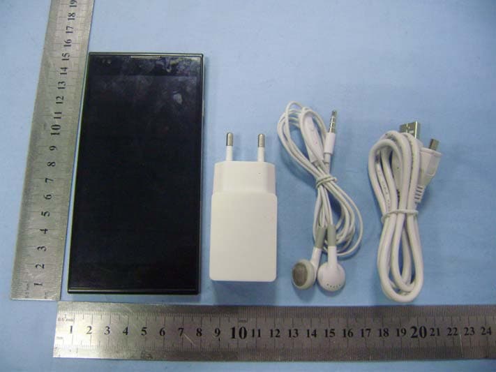 MOBILE PHONE - FCC ID 2AAM3SYRENI500 - Bulltech Electronic Products S.L.