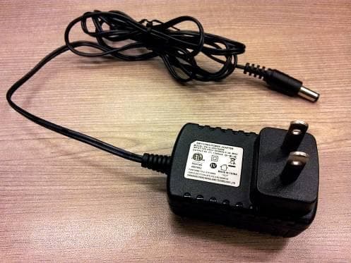 Portable Speaker system - FCC ID 2AANA-SEM-GB3300 - S.E.M. INDUSTRIES