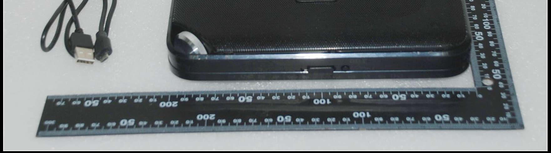 WIRELESS PORTABLE SPEAKER - FCC ID 2AANUBT3500 - Gibson Innovations Limited (4)