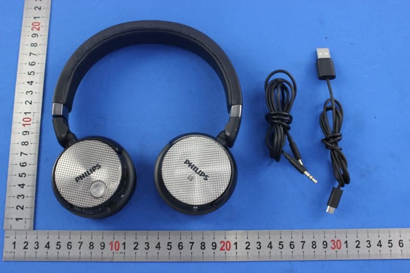 Bluetooth Headphones - FCC ID 2AANUSHB8750NC - Gibson Innovations Limited (2)