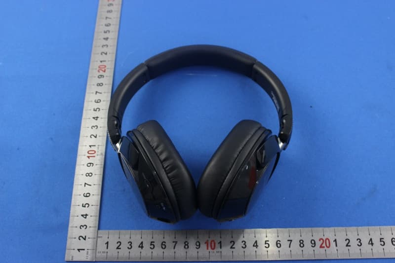 Bluetooth Headphones - FCC ID 2AANUSHB9850NC - Gibson Innovations Limited (3)