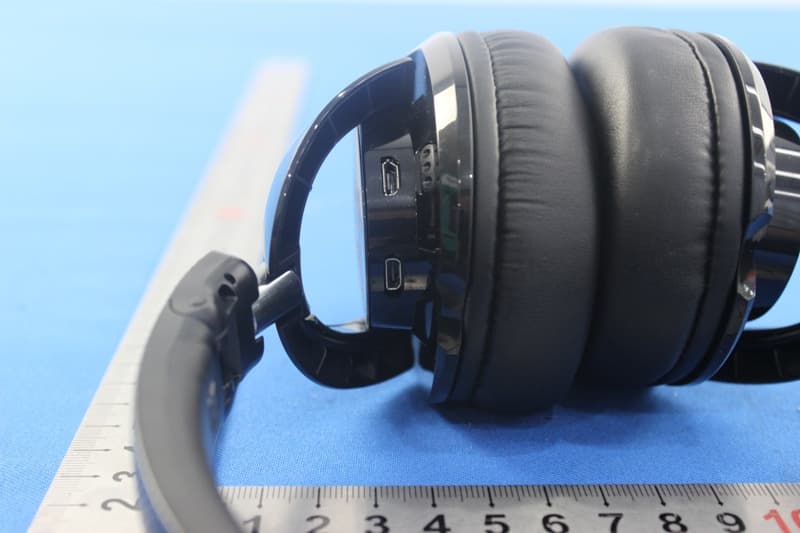 Bluetooth Headphones - FCC ID 2AANUSHB9850NC - Gibson Innovations Limited (4)