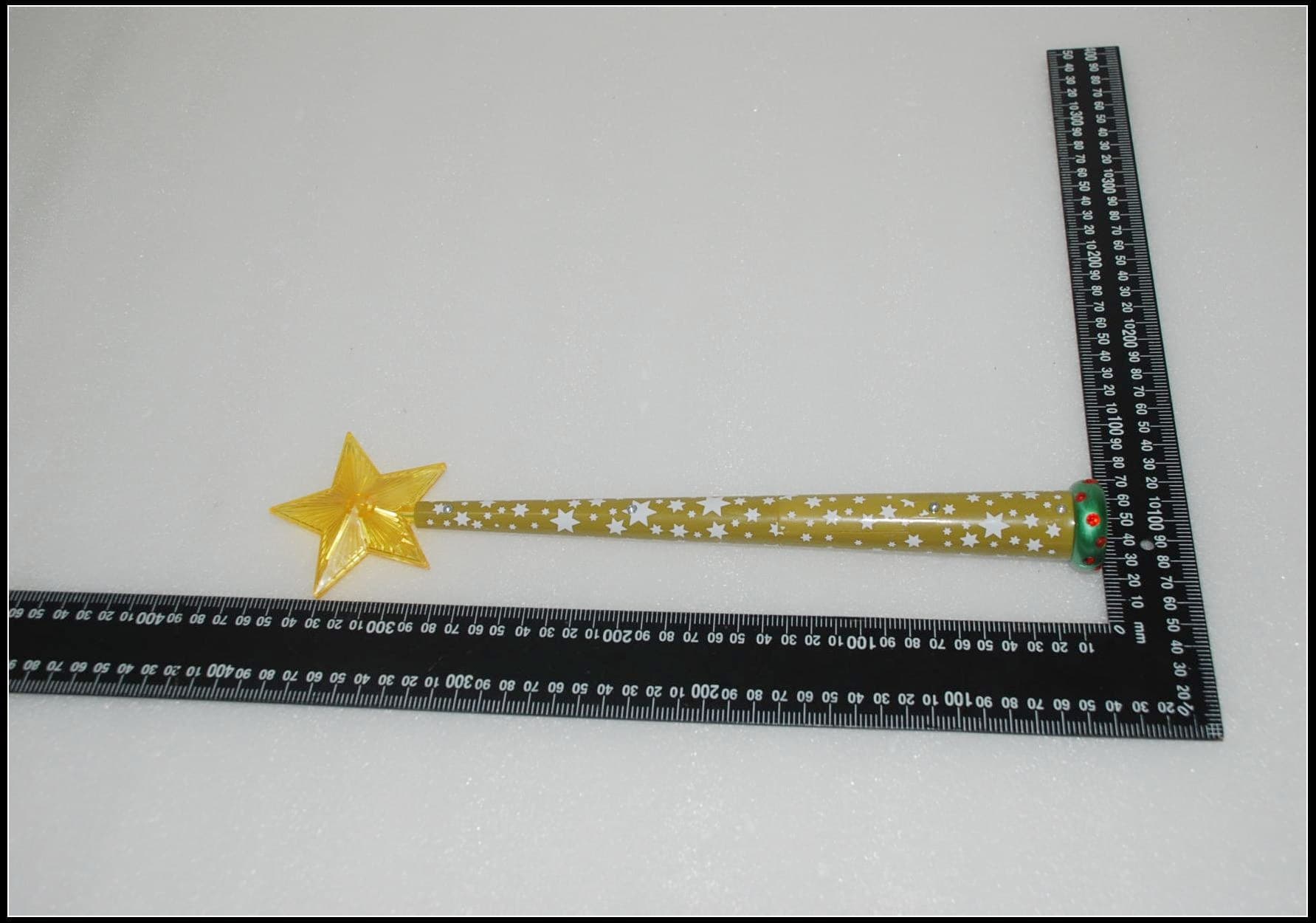 14 INCH H LED LIGHT UP MAGIC WAND - FCC ID 2AANWNMUMAGICLIGHT - Nature's Mark LLC