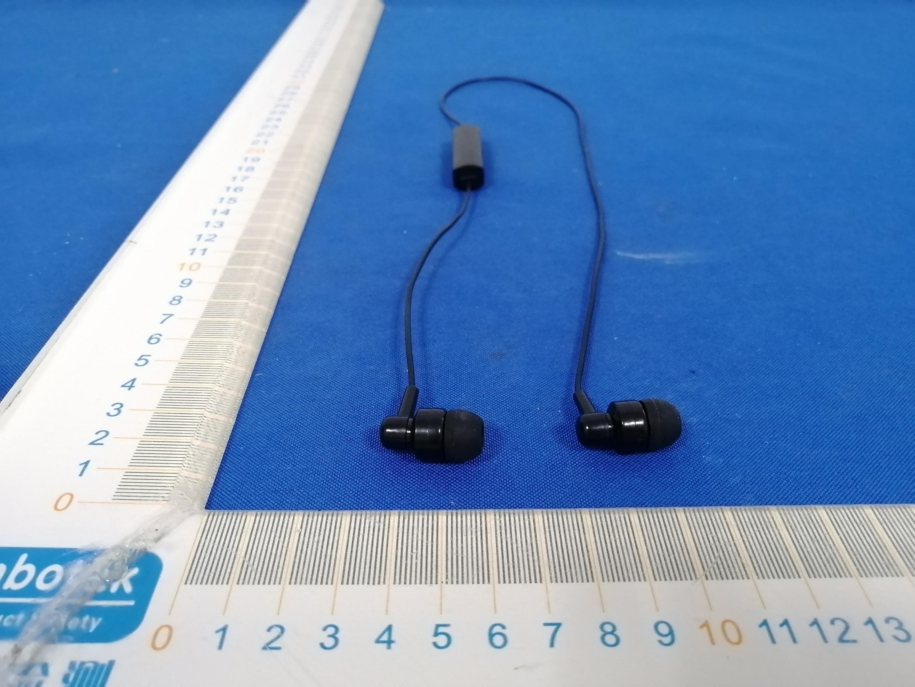 STEREO WIRELESS HANDS-FREE EARPHONES - FCC ID 2AANZHY-1446 - DGL Group LTD. (3)