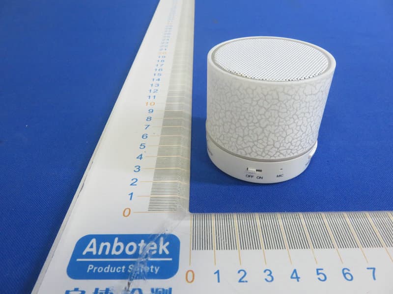 WIRELESS GLOW LED SPEAKER - FCC ID 2AANZLEDXC - DGL Group LTD. (4)