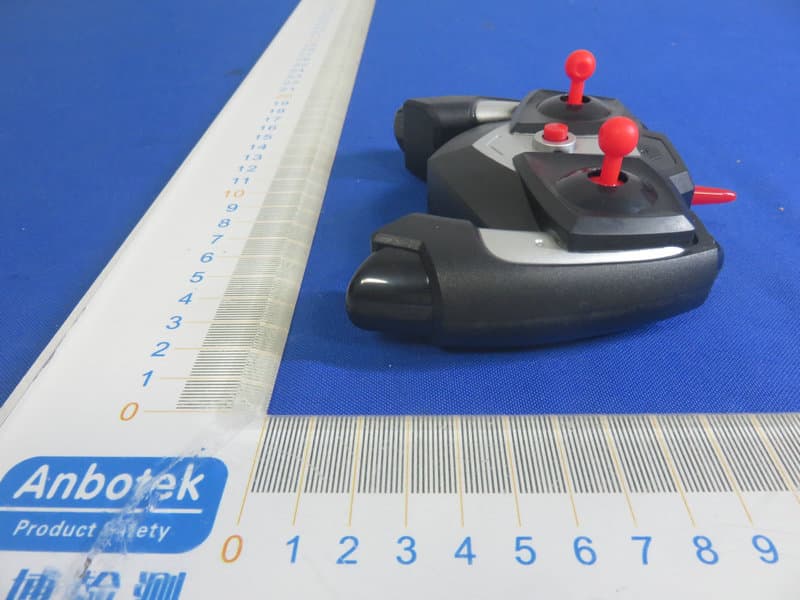 GENERIC RC BATTLE CAR - FCC ID 2AANZRCBTL1 - DGL Group LTD. (5)