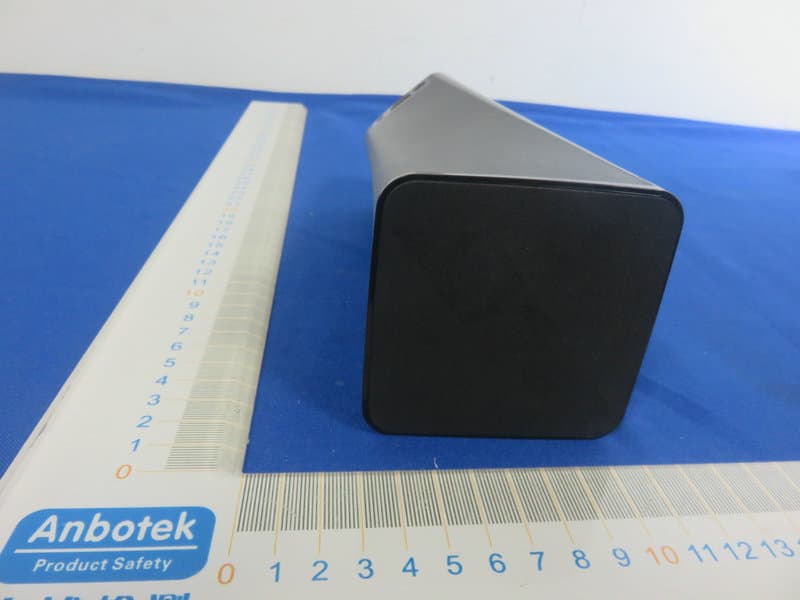 TWIST BASS WIRELESS LED SPEAKER - FCC ID 2AANZWARP - DGL Group LTD. (5)