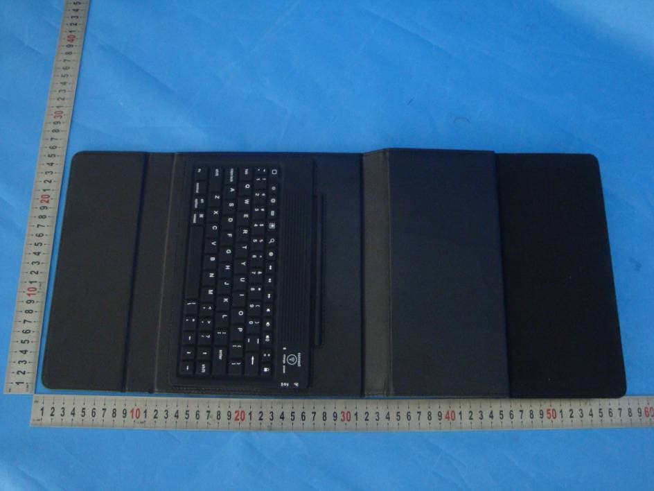 Bluetooth Keyboard - FCC ID 2AAOE13BW05003 - Shenzhen B&W Electronics Development Limited (3)