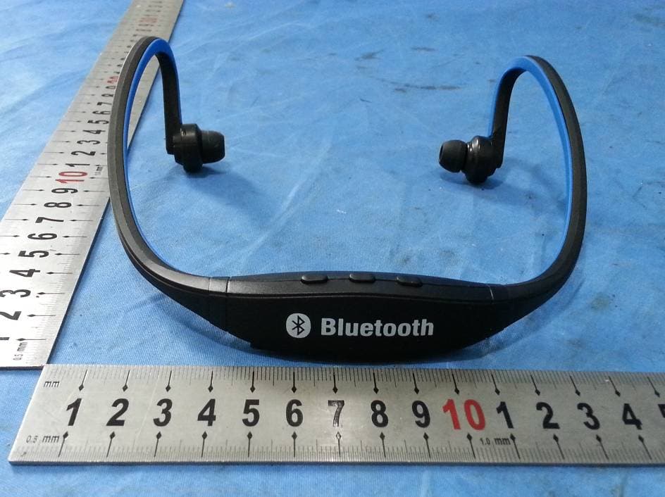 SPORTS BLUETOOTH HEADSET - FCC ID 2AAOE14BTH450 - Shenzhen B&W Electronics Development Limited (4)