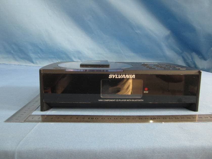 CD Micro System with Bluetooth - FCC ID 2AAOLCD2029BT - Wing Hing Electronics Industrial Ltd. (4)