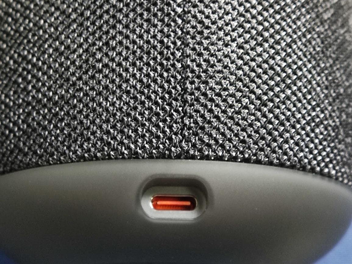 Portable Bluetooth Speaker - FCC ID 2AAP8-VIFA122 - Guoguang Electric Co.,Ltd (5)