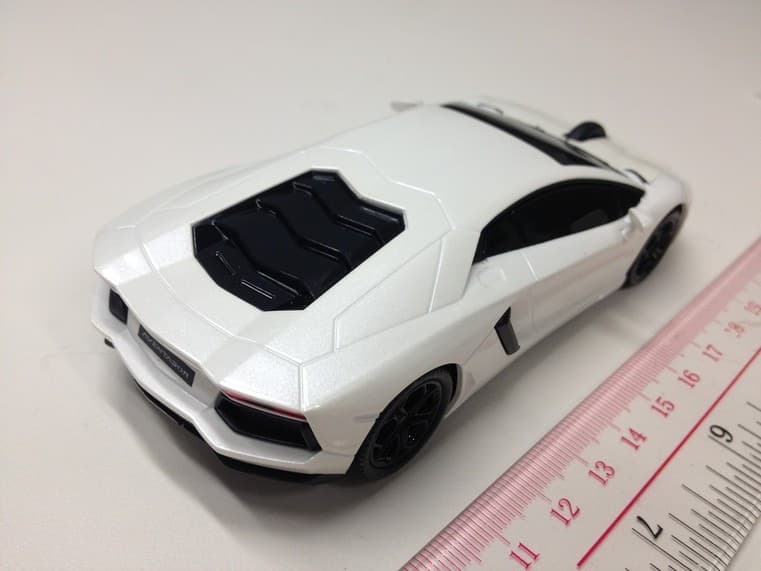 2.4GHz Wireless Optical Mouse in Car Style - FCC ID 2AAP995901 - Wellitec Development Ltd. (4)