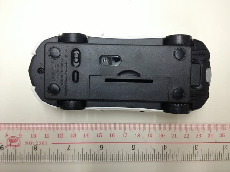 2.4GHz Wireless Optical Mouse in Car Style - FCC ID 2AAP995901 - Wellitec Development Ltd.