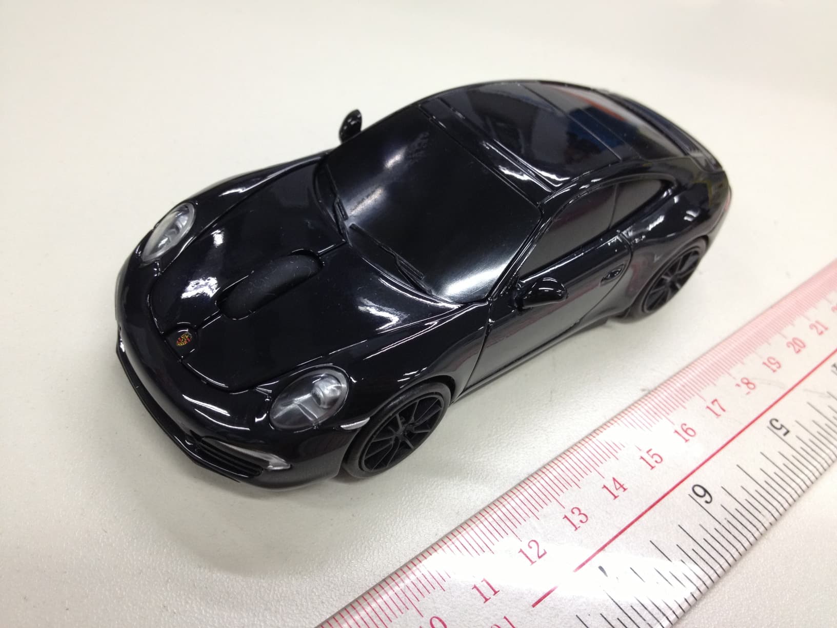 2.4GHz Wireless Optical Mouse in Car Style - FCC ID 2AAP995902 - Wellitec Development Ltd. (3)