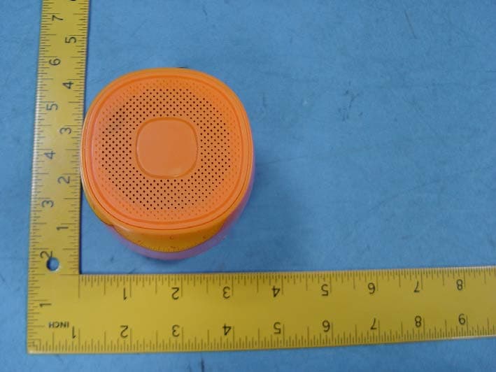 iBarrel Bluetooth Speaker - FCC ID 2AAPLCQL1413-B - Sure Wave (HongKong) Limited