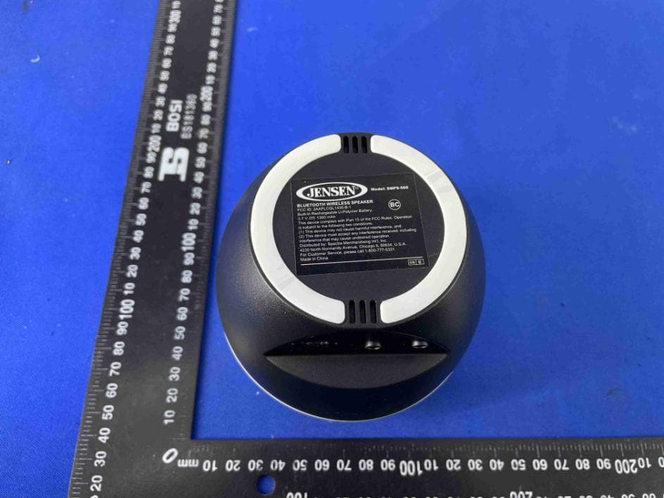Bluetooth Wireless Speaker - FCC ID 2AAPLCQL1430-B-1 - Sure Wave (HongKong) Limited (3)