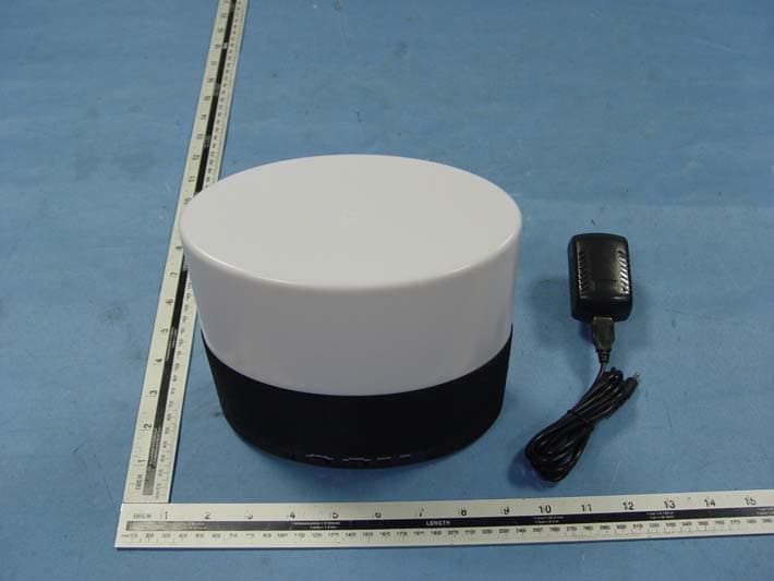 iColor Lighting Bluetooth Speaker - FCC ID 2AAPLCQZ501-B - Sure Wave (HongKong) Limited (4)