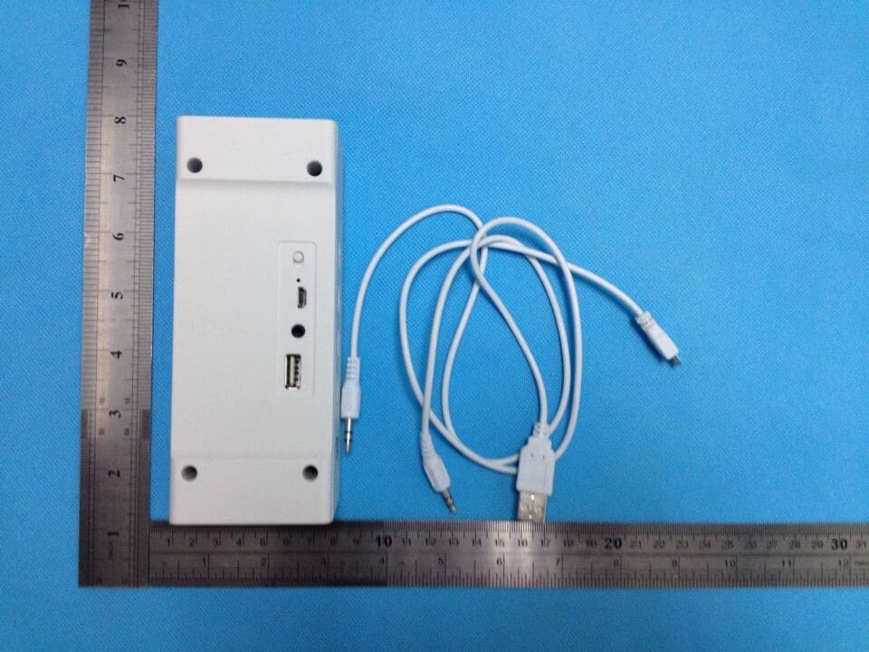 Bluetooth Speaker - FCC ID 2AAQFBT-2004 - China Electronics Shenzhen Company (2)