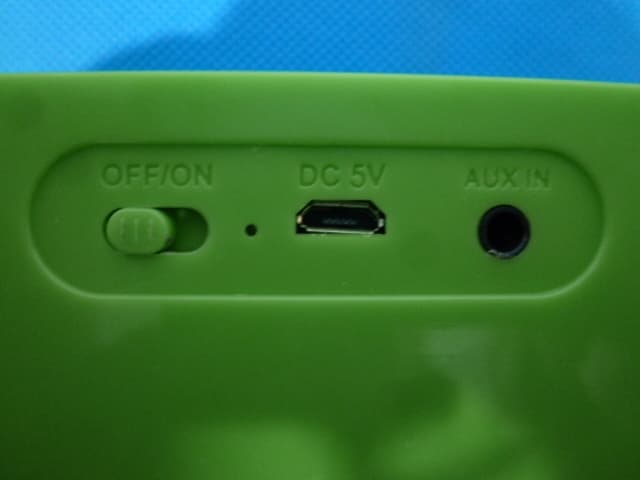 BLUETOOTH SPEAKER - FCC ID 2AAQFX1 - China Electronics Shenzhen Company (4)