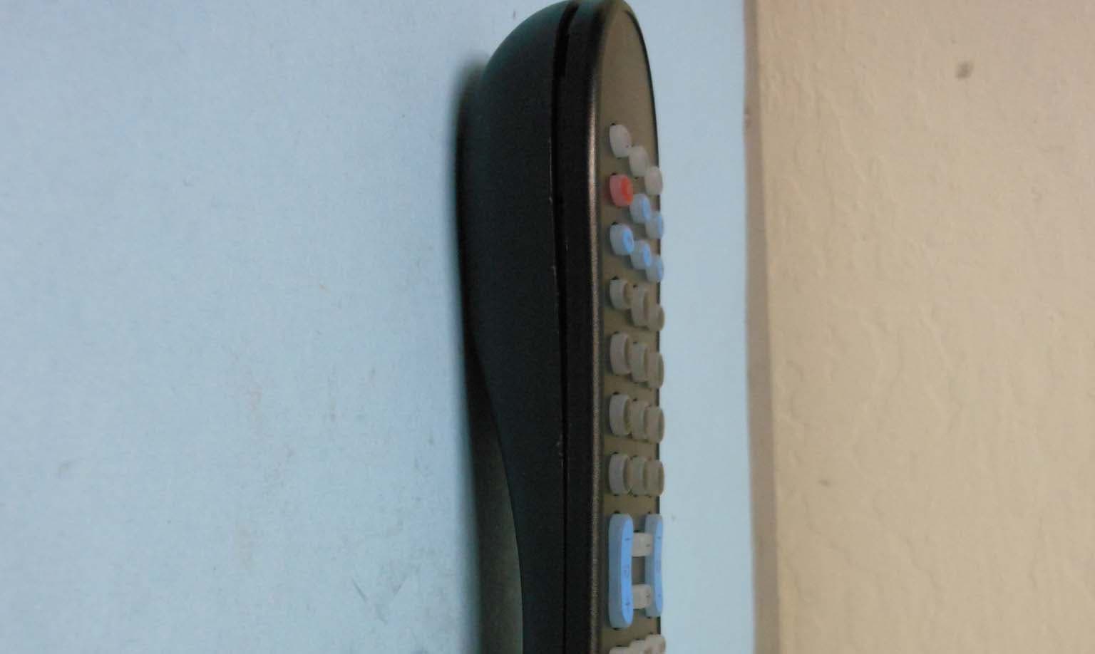 SR52C Remote Control with 433.92 MHz radio - FCC ID 2AARO-BWRREMOTE1 - BitWise Controls, LLC (3)