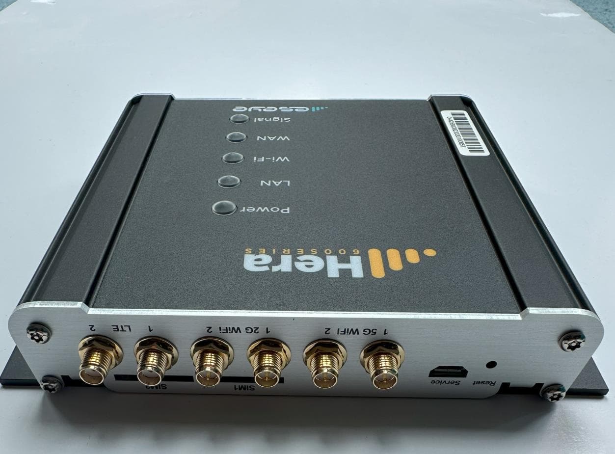 Cellular Router with WiFi - FCC ID 2AASBHERAQ4029 - Eseye Design Limited (4)