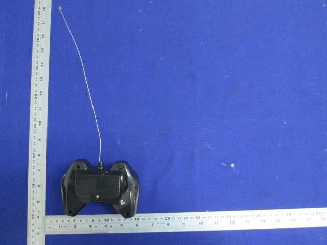 Remote control car - FCC ID 2AASIYD2289827 - YUAN DI TOYS FACTORY (4)