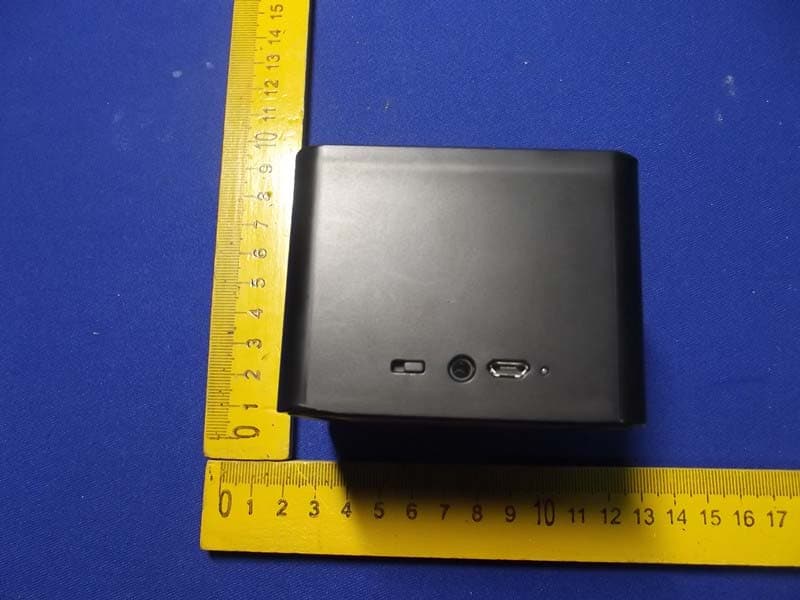 ANKER PORTABLE BLUETOOTH SPEAKER - FCC ID 2AAT899ANSP9901 - Hunan Ocean Wing E-commerce Technology Co., Ltd. (2)