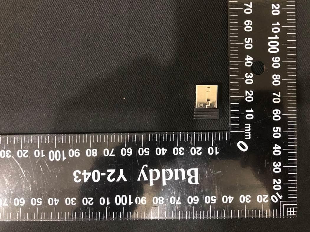Argent M5 Wireless Dongle - FCC ID 2AAUCGMOTMFRX - Thermaltake Technology Co., Ltd.