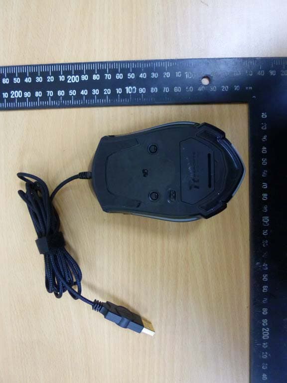 THERON Plus smart mouse - FCC ID 2AAUCMOTRPWDLO - Thermaltake Technology Co., Ltd. (2)