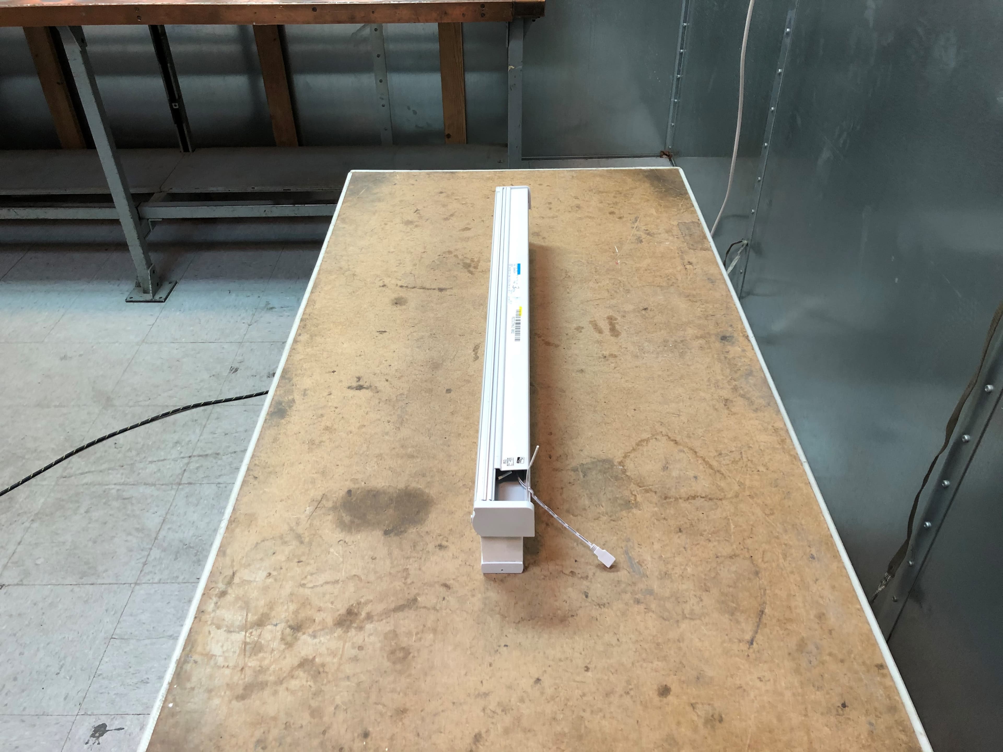 CSZ2 Motorized Shade - FCC ID 2AAVX-CSZ2 - Springs Window Fashions, LLC.