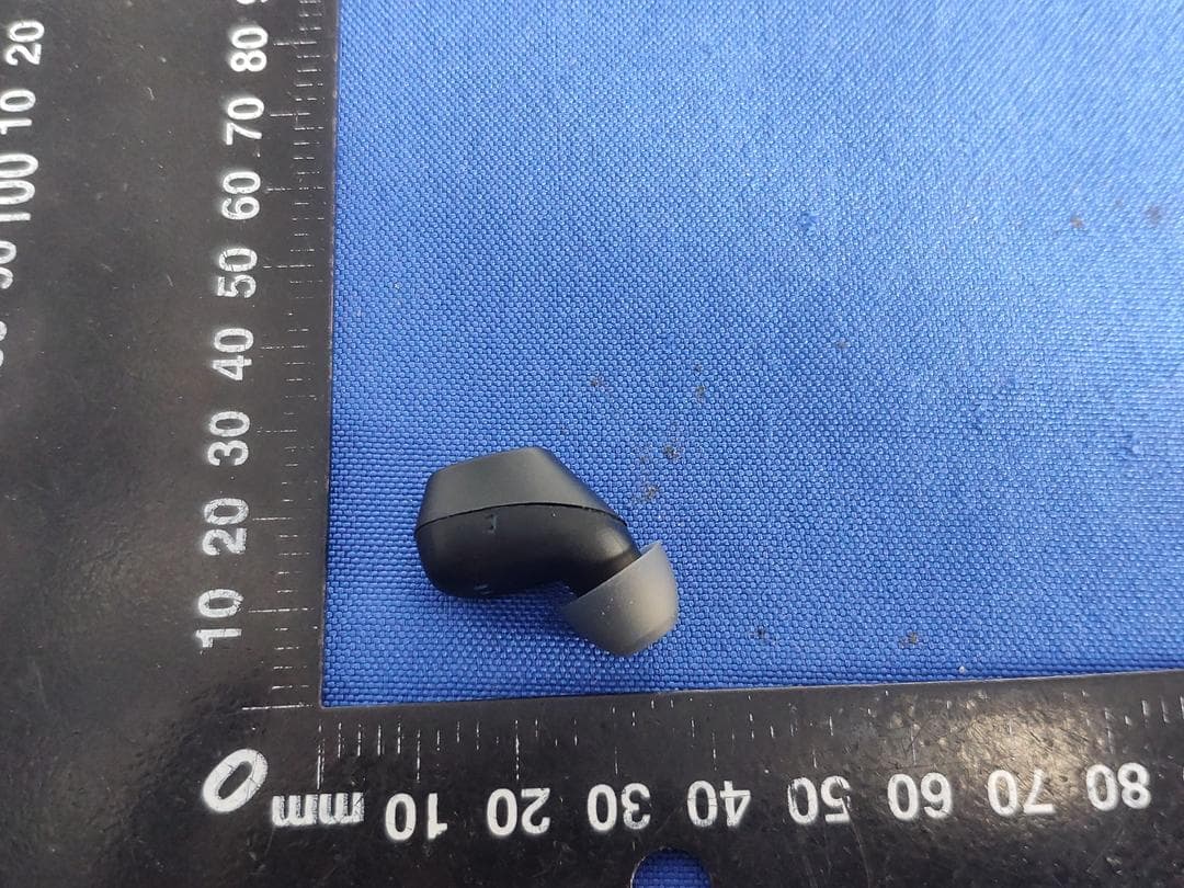 S-Nano-Ultra Portable True Wireless Earphones - FCC ID 2AAWE-SS60 - Soul Electronics Limited (2)