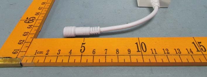 Lumen Strip - App Enabled LED Color Strip - FCC ID 2AAWUTLS100 - AVC Technology (International) Limited (2)