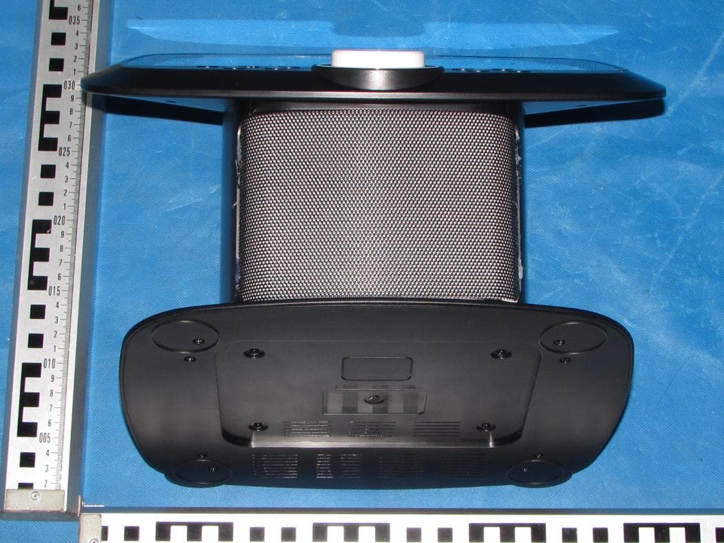 WIFI TOUCH SCREEN KARAOKE SYSTEM - FCC ID 2AAXO-ISM9015 - The Singing Machine Company, Inc. (3)