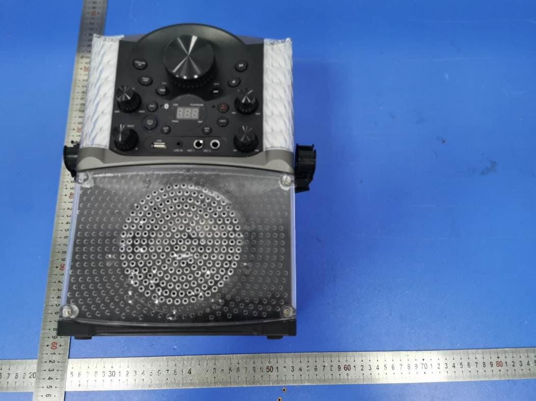 Bluetooth CDG Karaoke with Special Light Effects - FCC ID 2AAXO-SML625BTZZ - The Singing Machine Company, Inc. (4)