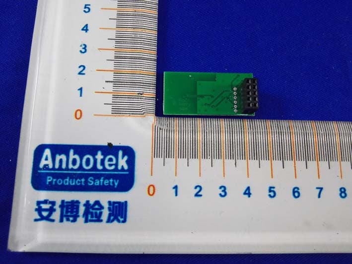 Z-Wave Transceiver daughterboard - FCC ID 2AAYU-ZMEURAZ - Z-Wave Europe GmbH (3)