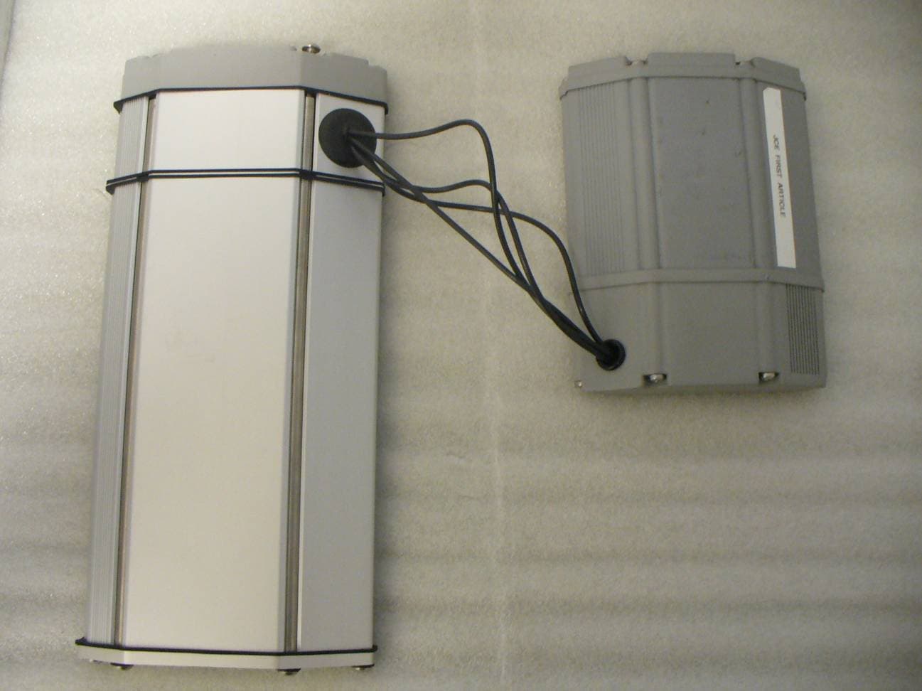 Battery operated asset tracking device - FCC ID 2AAZL-GTCU-001 - Globe Tracker,Inc.