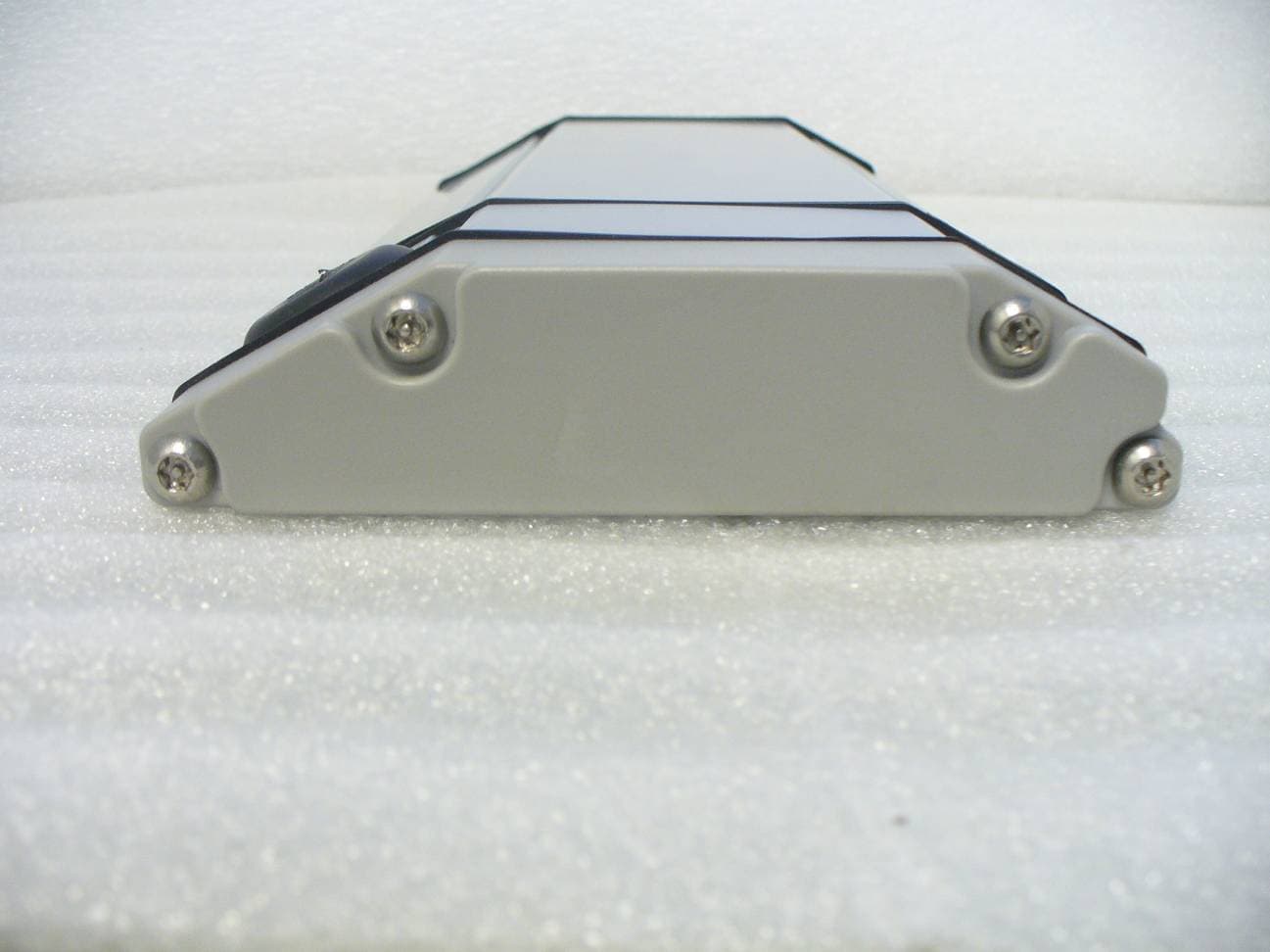 Battery operated asset tracking device - FCC ID 2AAZL-GTCU-001 - Globe Tracker,Inc. (4)