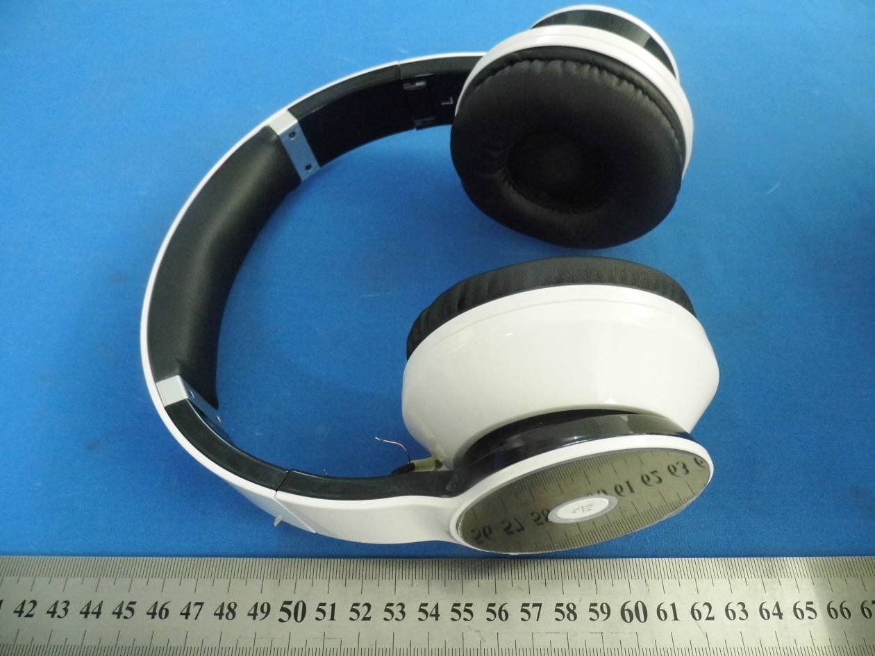 Bluetooth Stereo Headphones - FCC ID 2AAZR8801B - SHENZHEN HIGHSTAR ELECTRICAL CO.,LTD (2)
